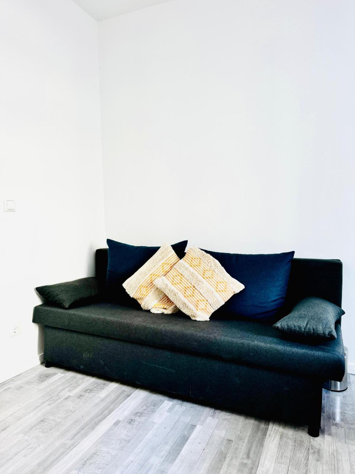 Very Spacious Apartment For Up To 7P With Great Location فيينا المظهر الخارجي الصورة