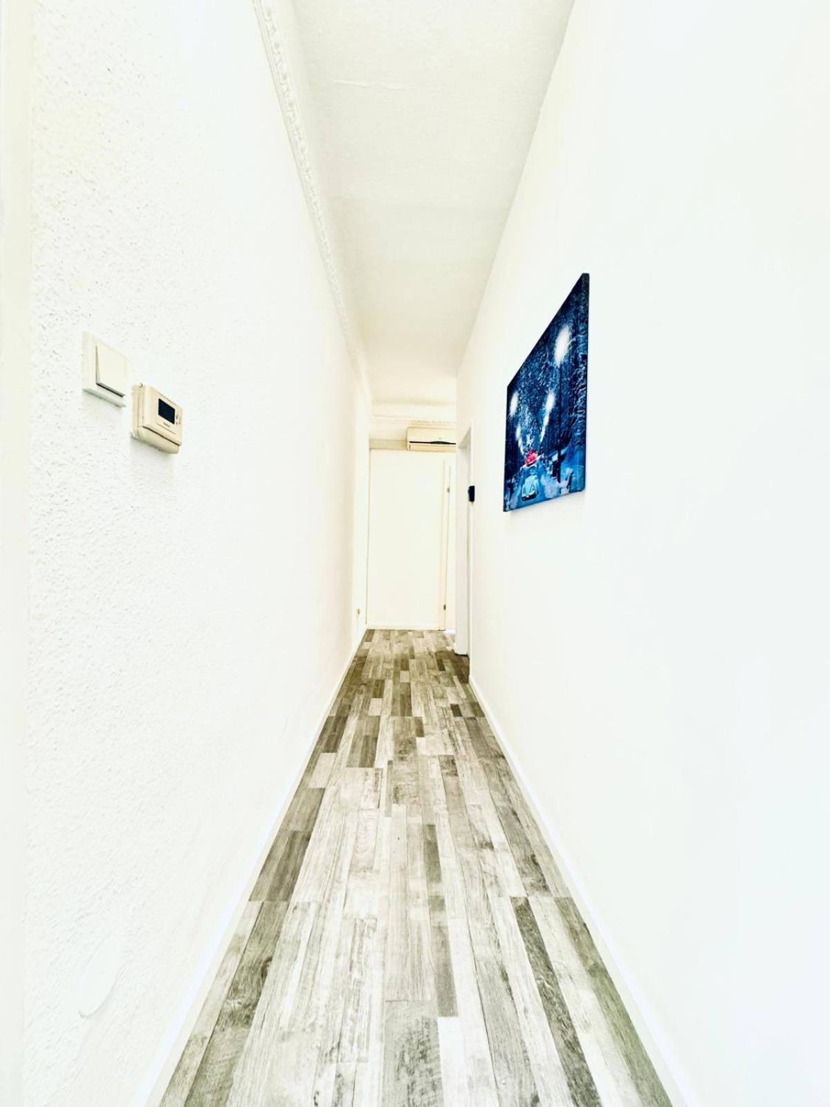 Very Spacious Apartment For Up To 7P With Great Location فيينا المظهر الخارجي الصورة