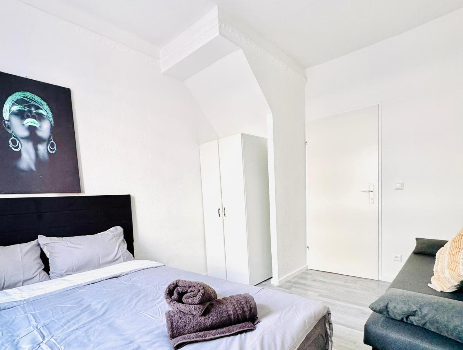 Very Spacious Apartment For Up To 7P With Great Location فيينا المظهر الخارجي الصورة